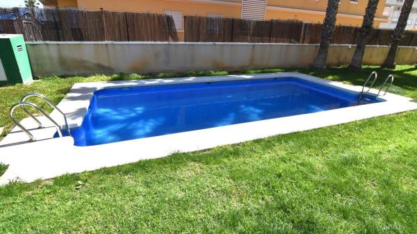 Продажа квартиры на Piso en Calle Ingeniero Juan Garcia, 76, Puerto Deportivo, Guardamar del Segura, Гуардамар-дель-Сегура
photo 1