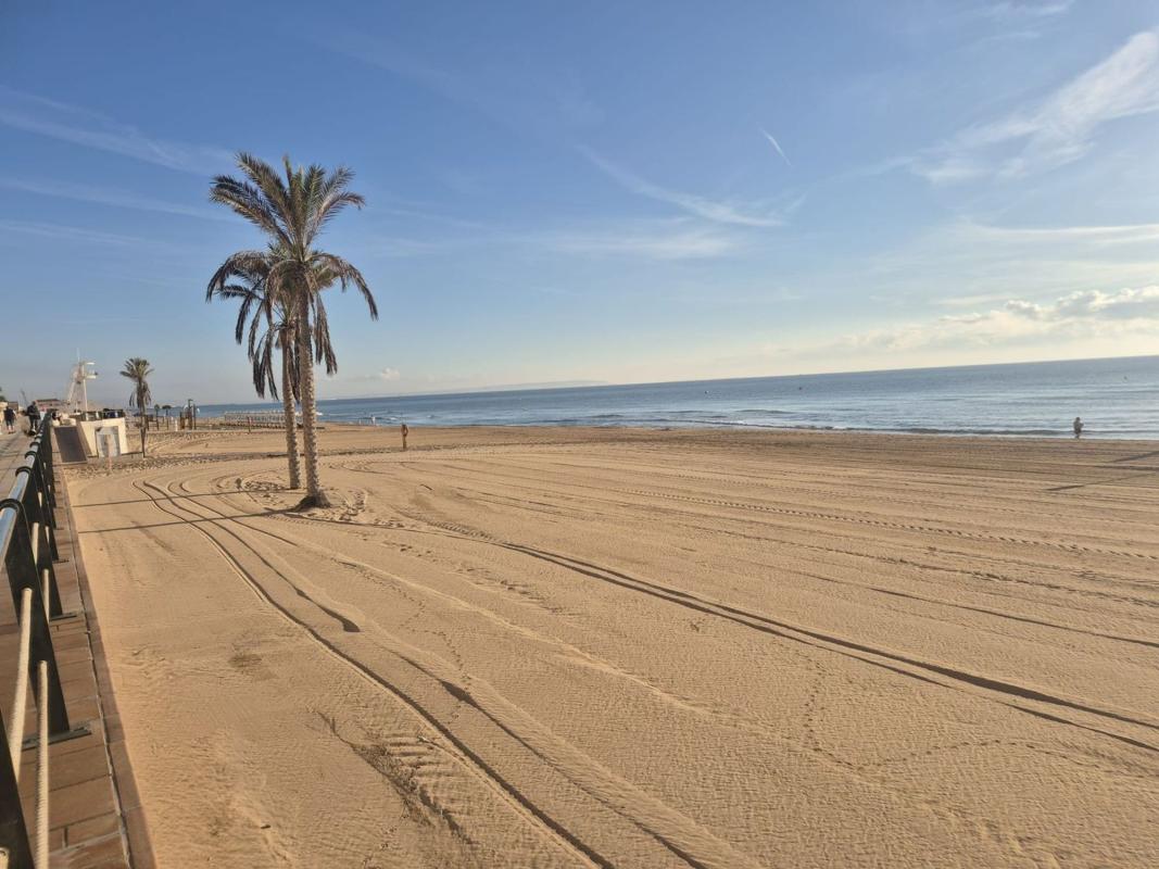 Продажа квартиры на Piso en Calle Blasco Ibáñez, Guardamar Playa, Guardamar del Segura, Гуардамар-дель-Сегура
photo 1