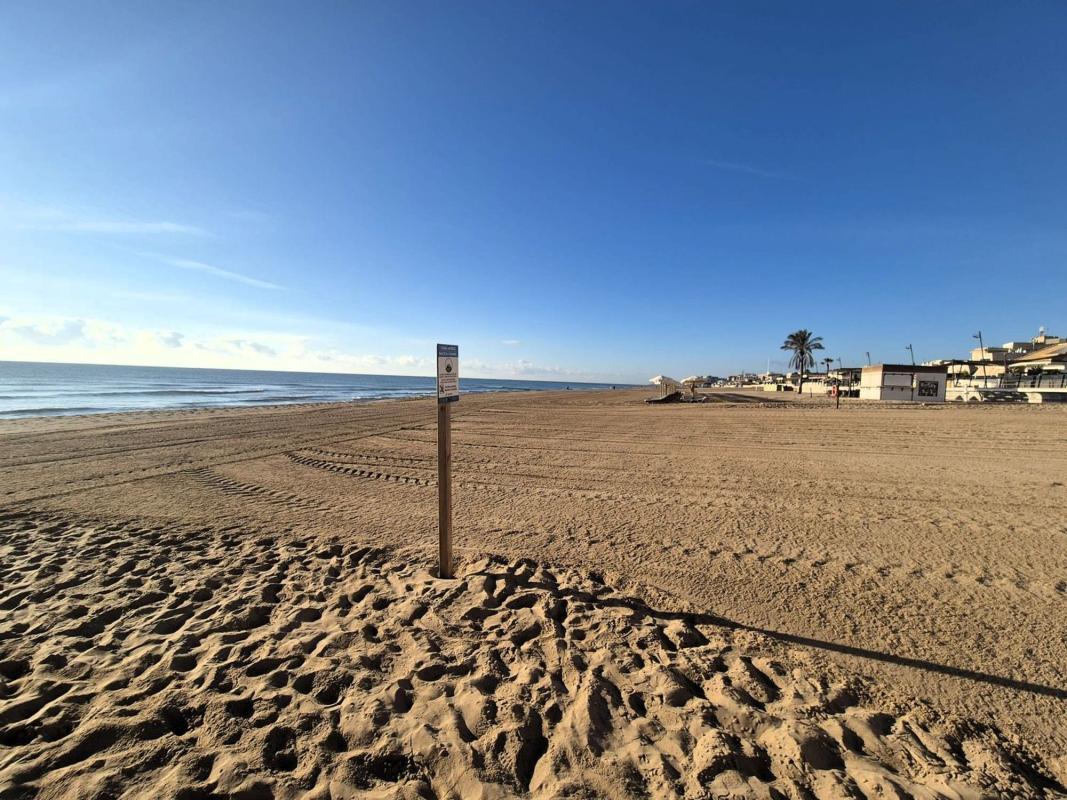 Продажа квартиры на Piso en Calle Blasco Ibáñez, Guardamar Playa, Guardamar del Segura, Гуардамар-дель-Сегура
photo 2