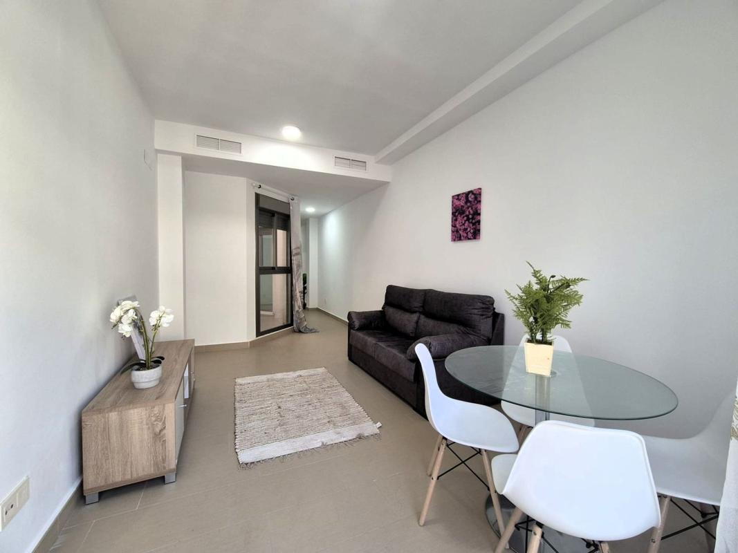 Продажа квартиры на Piso en Calle Blasco Ibáñez, Guardamar Playa, Guardamar del Segura, Гуардамар-дель-Сегура
photo 3
