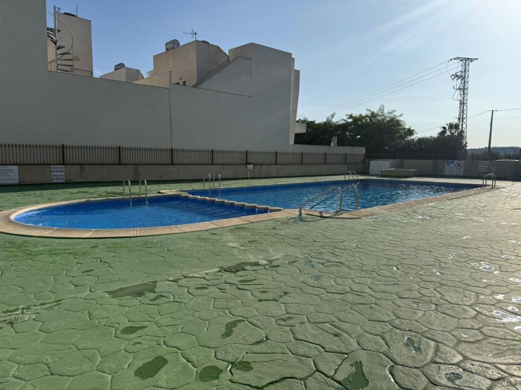 Propiedades en venta y alquiler en España photo 1