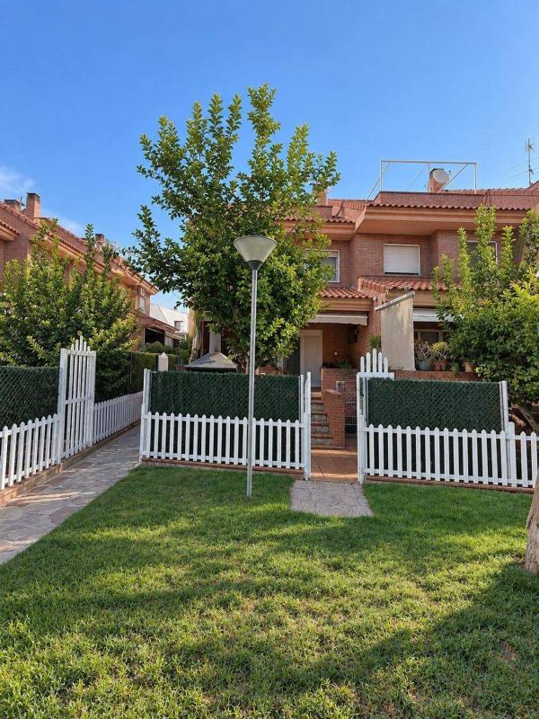 Propiedades en venta y alquiler en España photo 5