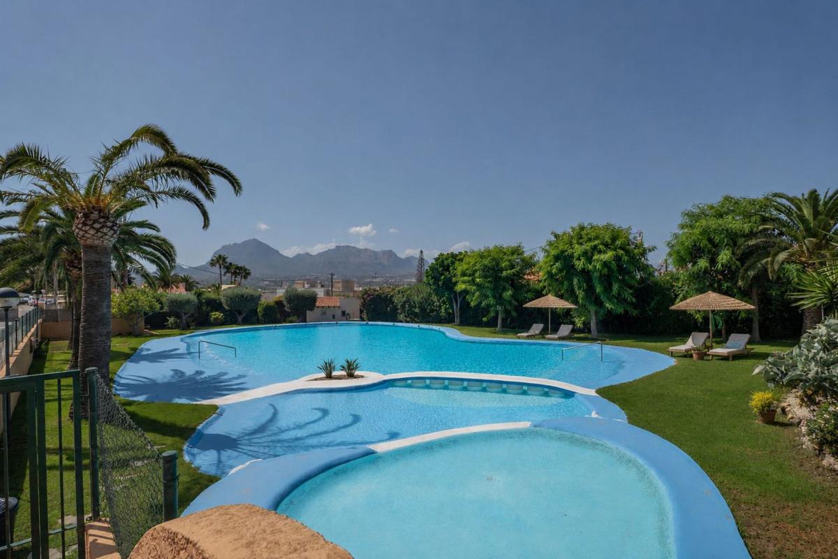 Venta de piso en Piso en Calle Plutó, L'Albir, Alfaz del Pi, Alfaz del Pi
photo 1