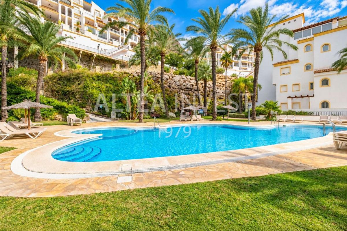 Sale of apartment in Piso en Zona de Mascarat, Altea, Altea
 photo 4