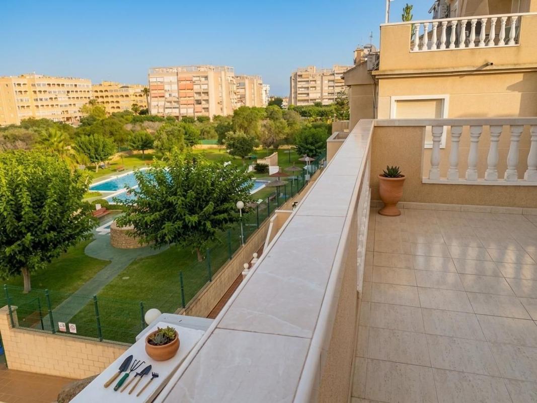Nieruchomości na sprzedaż i do wynajęcia w Hiszpanii photo 1