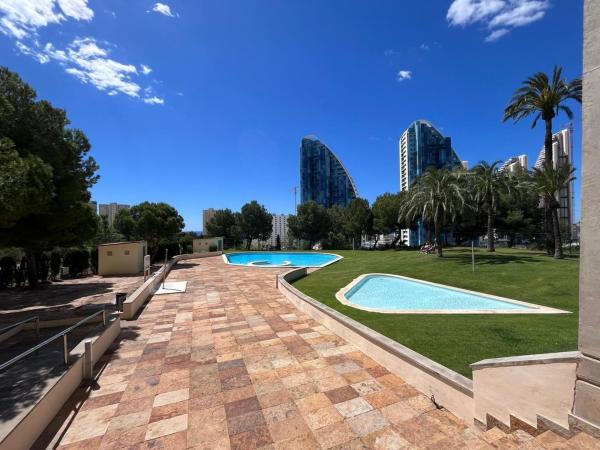 Продажа квартиры на Piso en Calle Presidente Adolfo Suárez, Pueblo Poniente, Benidorm, Бенидорм
thumbnail 2