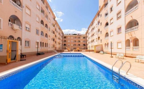 Sprzedaż mieszkania w Piso en Antonio Machado, Torrevieja, Torrevieja
thumbnail 2
