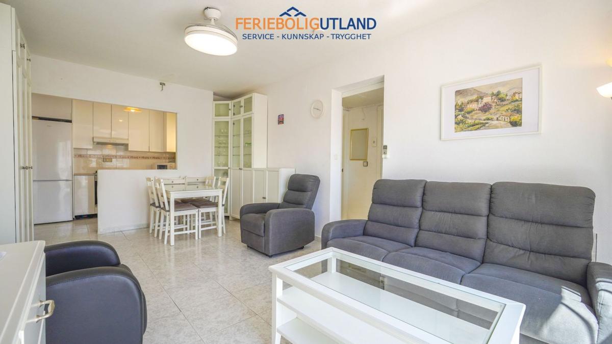 Продажа квартиры на Piso en Calle Murillo, 120, La Siesta - El Salado - Torreta, Torrevieja, Торревьеха
photo 1