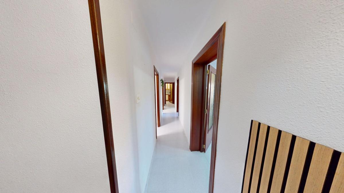 Продажа квартиры на Piso en Calle Economista German Bernacer, Virgen del Remedio - Parque lo Morant, Alicante / Alacant, Аликанте / Алакант
 photo 4