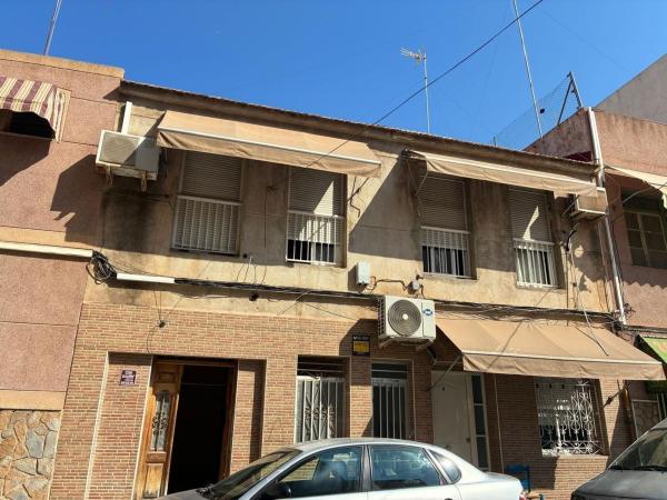 Sprzedaż mieszkania w Piso en Calle Gaspar Quiles Pascual, 26, Carrús Este, Elche / Elx, Elche / Elx
photo 1