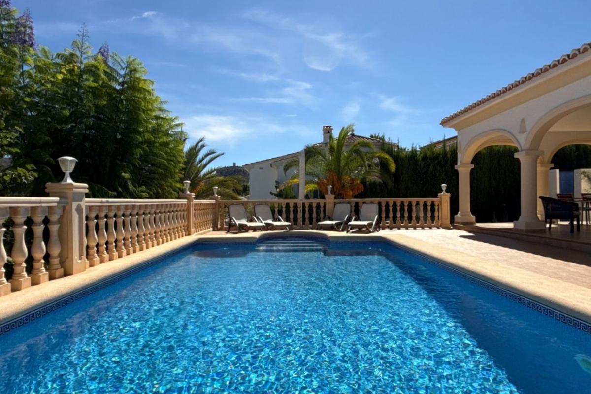 Продажа отдельного шале в Casa o chalet en El Portet-Pla del Mar, Moraira, Морайра photo 1