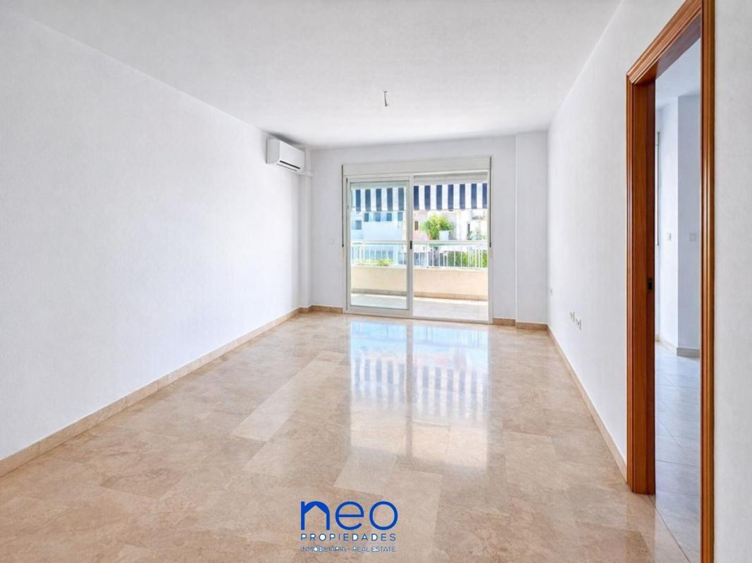 Venta de piso en Piso en Avenida de l'Albir, 67, Zona Sierra Helada, Benidorm, Benidorm
photo 2