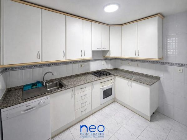 Sale of flat in Piso en Avenida de l'Albir, 67, Zona Sierra Helada, Benidorm, Benidorm
thumbnail 3