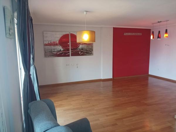 Venta de piso en Piso en Benisaudet, Alicante / Alacant, Alicante / Alacant
thumbnail 3