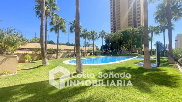Sale of flat in Piso en Calle Presidente Adolfo Suárez, Pueblo Poniente, Benidorm, Benidorm
photo 1