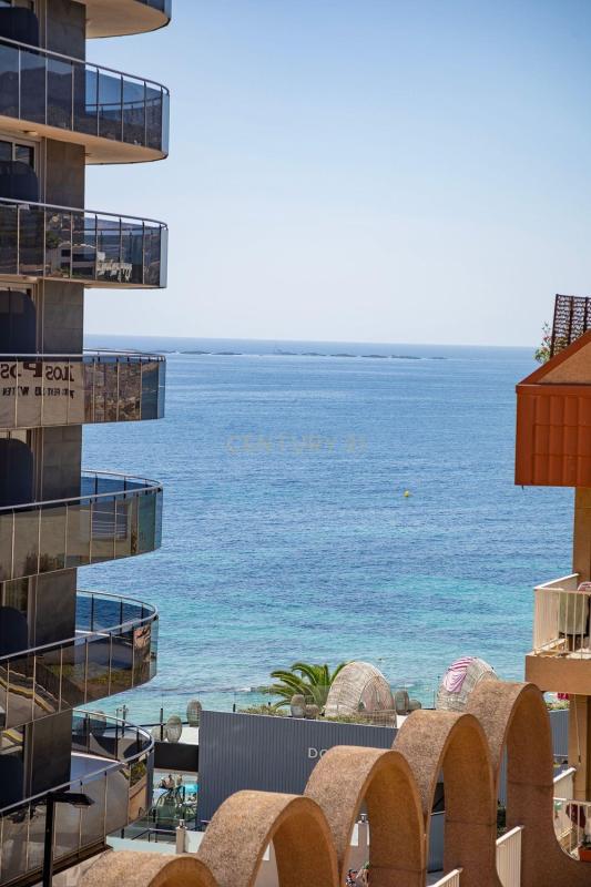 Продажа квартиры на Piso en Calle Delfín, 1, Calpe Pueblo, Calpe, Кальпе
photo 1