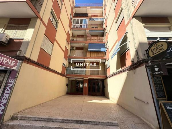 Venta de piso en Piso en Benalúa, Alicante / Alacant, Alicante / Alacant
thumbnail 2