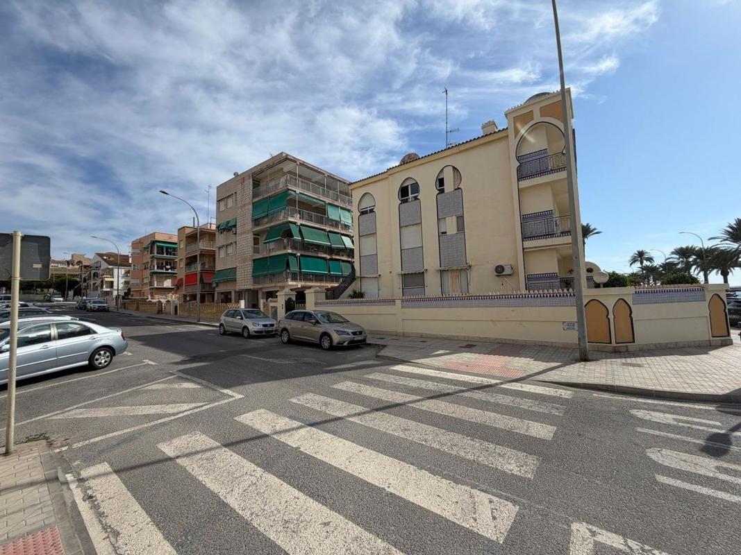 Sprzedaż mieszkania w Piso en Calle Brasil, 4, Calas de Santiago Bernabeu, Santa Pola, Santa Pola
photo 4