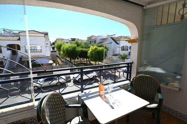 Sale of flat in Piso en Avenida D'Escandinàvia, Monte Faro-Altomar, Gran Alacant, Gran Alacant
photo 1