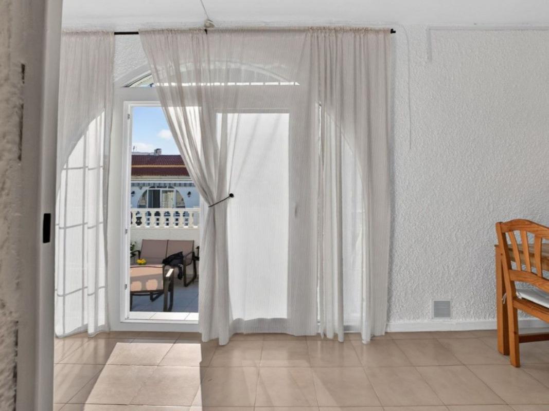 Продажа квартиры на Piso en Calle Rodrigo, 543, La Siesta - El Salado - Torreta, Torrevieja, Торревьеха
photo 4