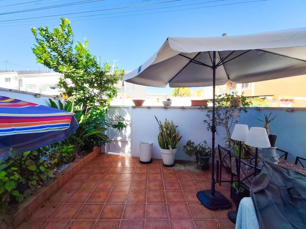 Properties for sale and rent in Spain photo 4