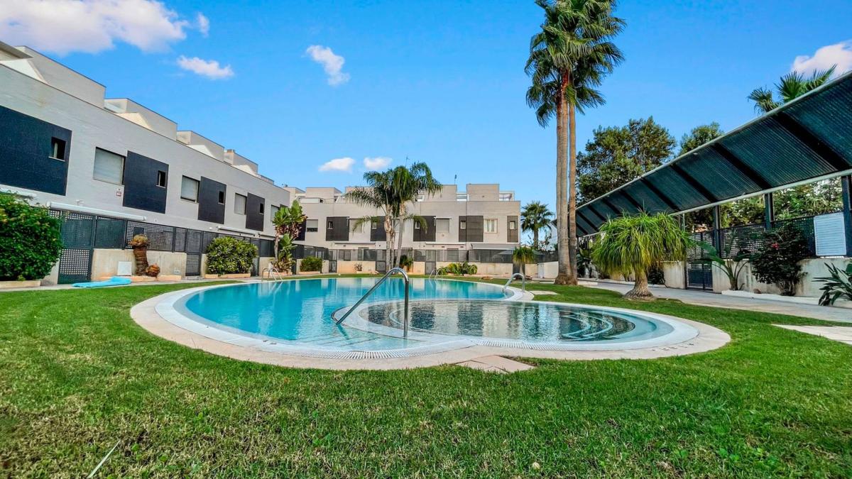 Properties for sale and rent in Spain photo 1