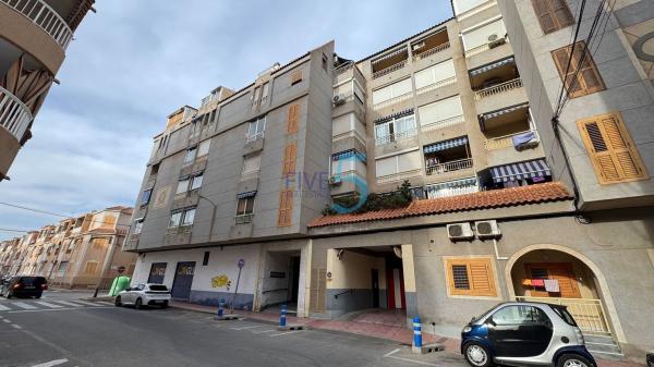 Sprzedaż mieszkania w Piso en El Acequión, Torrevieja, Torrevieja
 photo 1