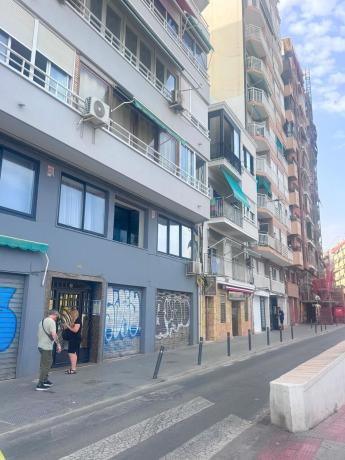 Local en Calle de la Virgen del Socorro, Raval Roig-Virgen del Socorro, Alicante / Alacant photo 1