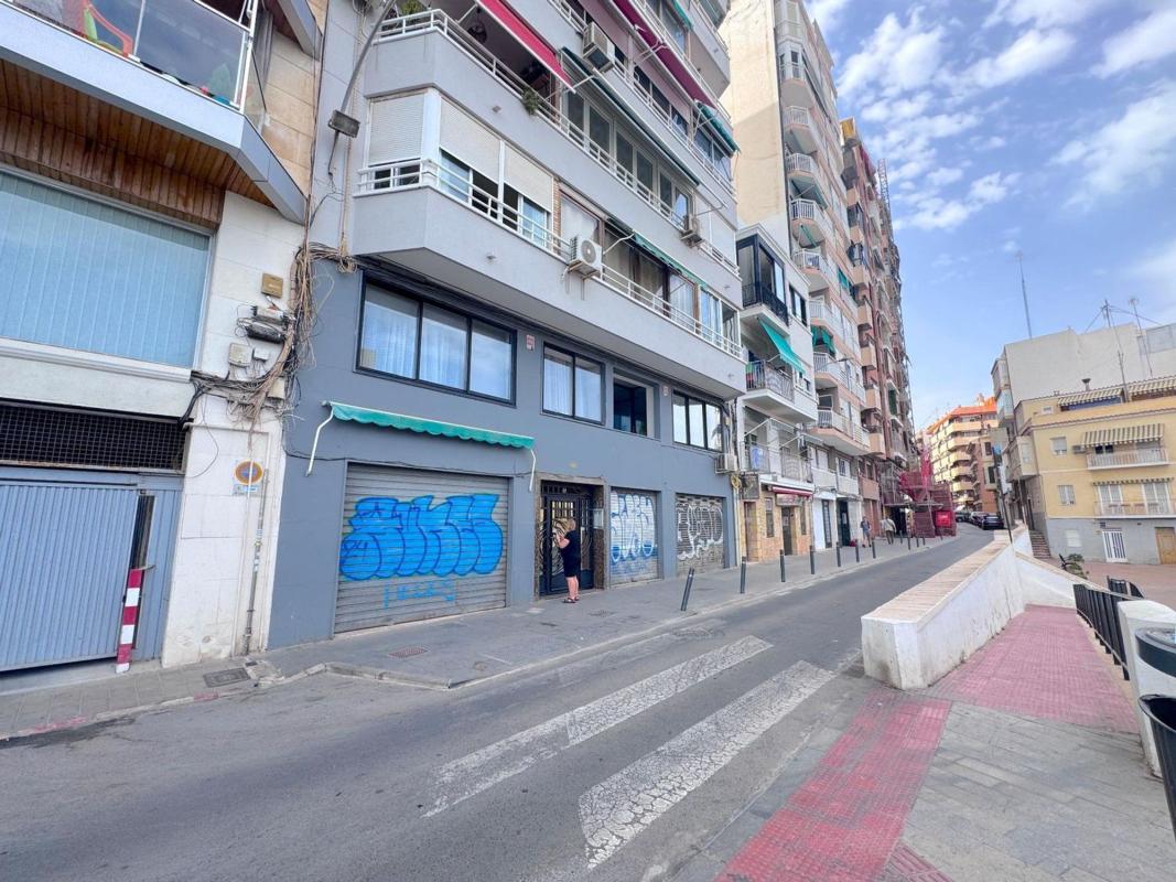 Properties for sale and rent in Spain photo 3