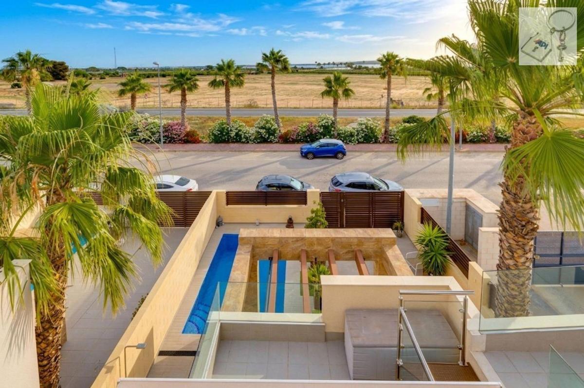 Sale of independent chalet in Casa o chalet en Pueblo Bravo, Rojales, Rojales
 photo 4