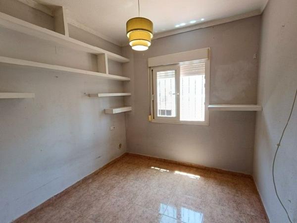 Chalet pareado en Calle Einstein, Zona los Frutales, Torrevieja photo 3