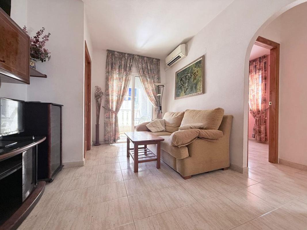 Venta de piso en Piso en Calle la Sal, Avenida Habaneras - Curva de Palangre, Torrevieja, Torrevieja
photo 4