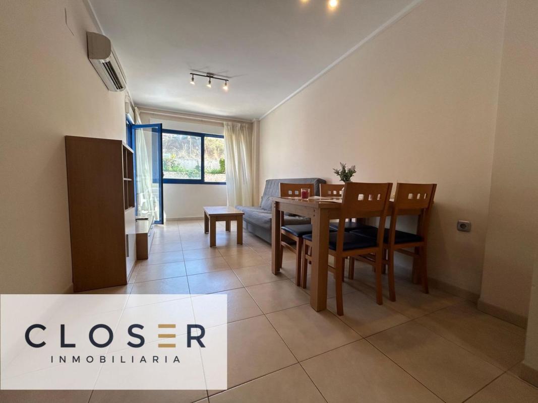 Venta de piso en Piso en Glorieta del Reino Unido, 6, El Palmeral-Urbanova-Tabarca, Alicante / Alacant, Alicante / Alacant
photo 1