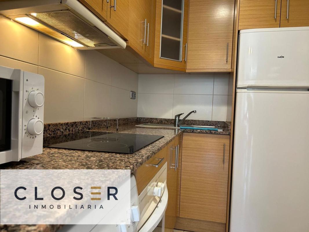 Venta de piso en Piso en Glorieta del Reino Unido, 6, El Palmeral-Urbanova-Tabarca, Alicante / Alacant, Alicante / Alacant
photo 5