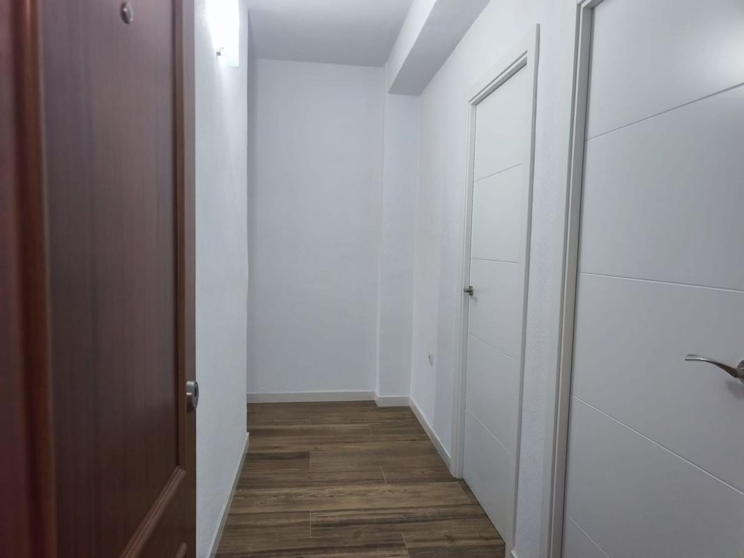 Sprzedaż mieszkania w Piso en Avenida Ancha de Castelar, Centro, San Vicente del Raspeig, San Vicente del Raspeig
photo 2