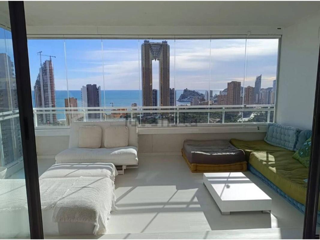Sale of apartment in Piso en Pueblo Poniente, Benidorm, Benidorm
photo 1
