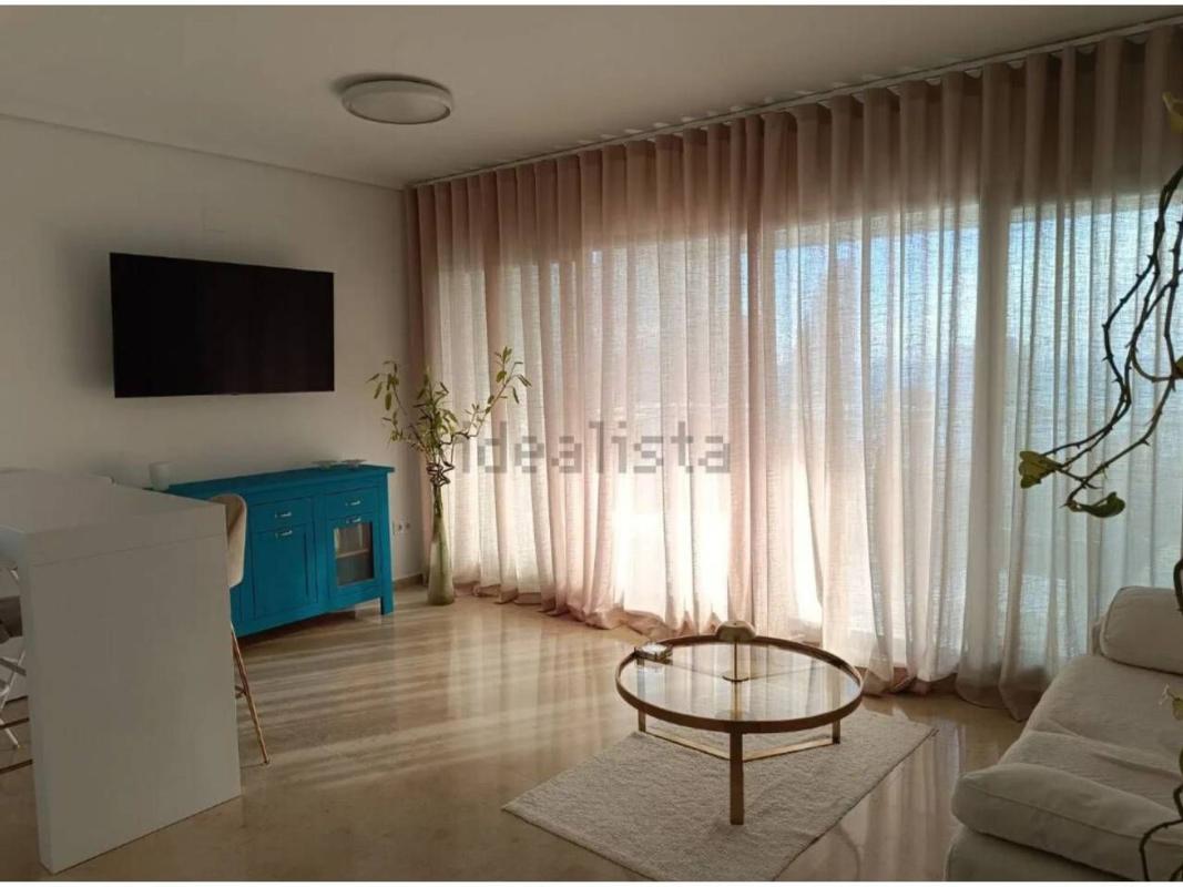 Sale of apartment in Piso en Pueblo Poniente, Benidorm, Benidorm
photo 2