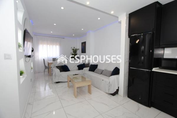 Продажа квартиры на Piso en Puerto Deportivo, Guardamar del Segura, Гуардамар-дель-Сегура
thumbnail 3