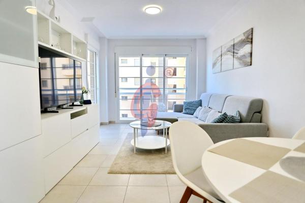 Продажа квартиры на Piso en Calle Ingeniero Juan Garcia, 80, Puerto Deportivo, Guardamar del Segura, Гуардамар-дель-Сегура
photo 1