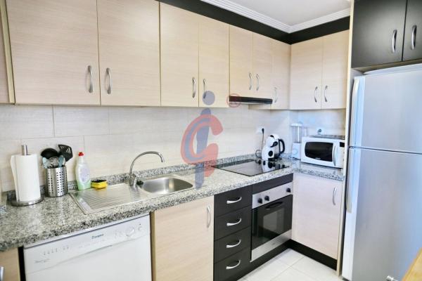 Продажа квартиры на Piso en Calle Ingeniero Juan Garcia, 80, Puerto Deportivo, Guardamar del Segura, Гуардамар-дель-Сегура
thumbnail 2