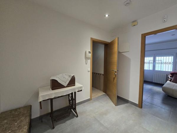 Chalet adosado en Calle de la Trinitat, Campello Pueblo, El Campello thumbnail 3