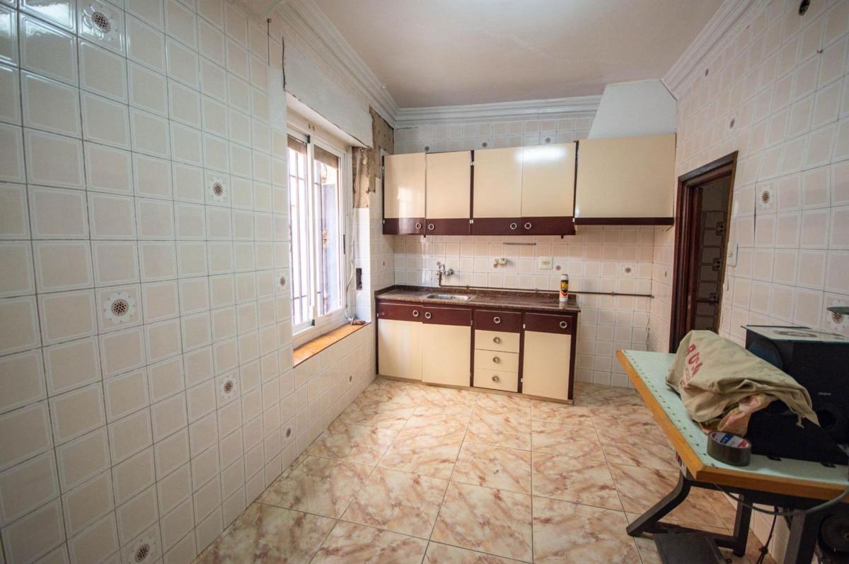 Properties for sale and rent in Spain photo 4