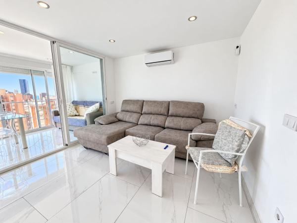 Продажа квартиры на Piso en Avenida de Montecarlo, Zona Sierra Helada, Benidorm, Бенидорм
thumbnail 2