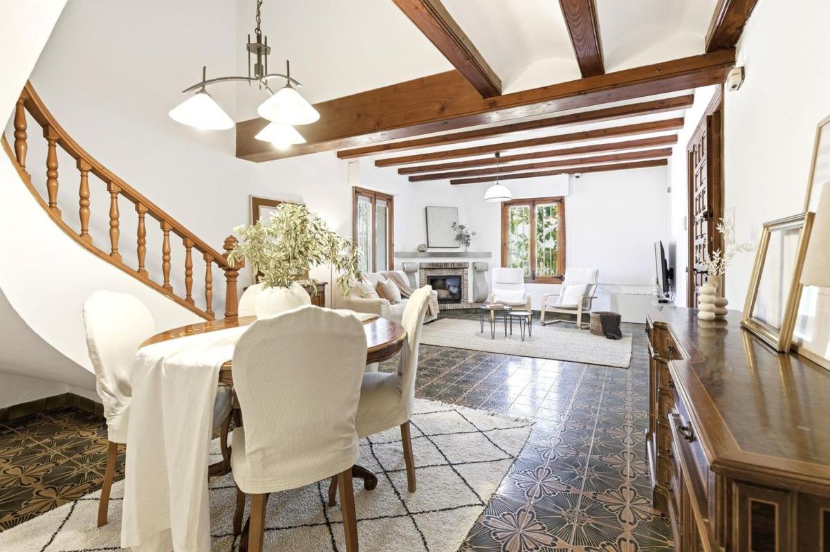 Properties for sale and rent in Spain photo 4