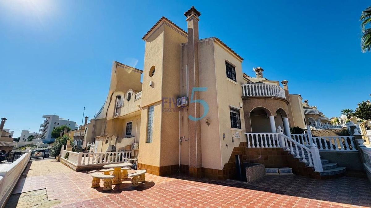Sale of independent chalet in Casa o chalet en Las Filipinas, Orihuela, Orihuela
photo 1