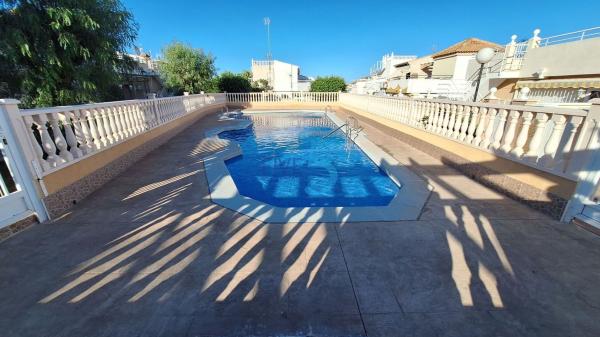 Дуплекс на продажу в Dúplex en Los Balcones - Los Altos del Edén, Torrevieja, Торревьеха photo 1