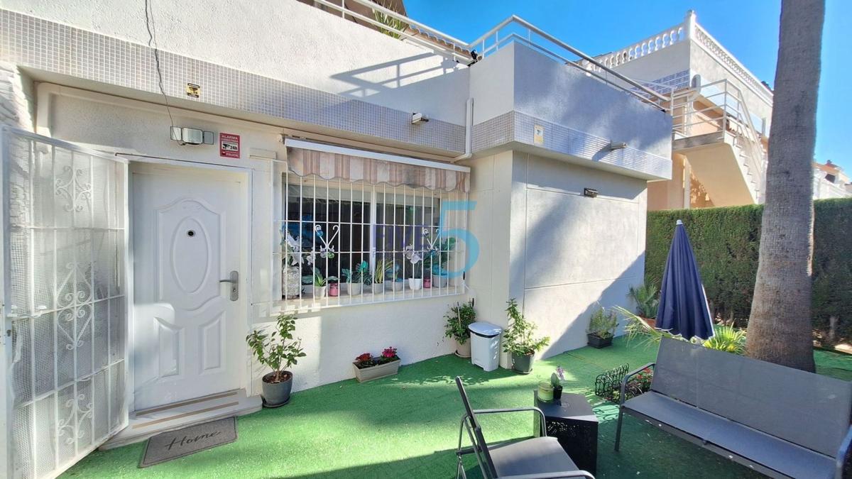 Venta de duplex en Dúplex en Los Balcones - Los Altos del Edén, Torrevieja, Torrevieja photo 2