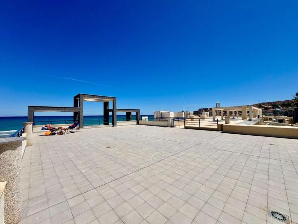 Продажа квартиры на Piso en Avenida Españoles, Los Europeos, Torrevieja, Торревьеха
photo 1