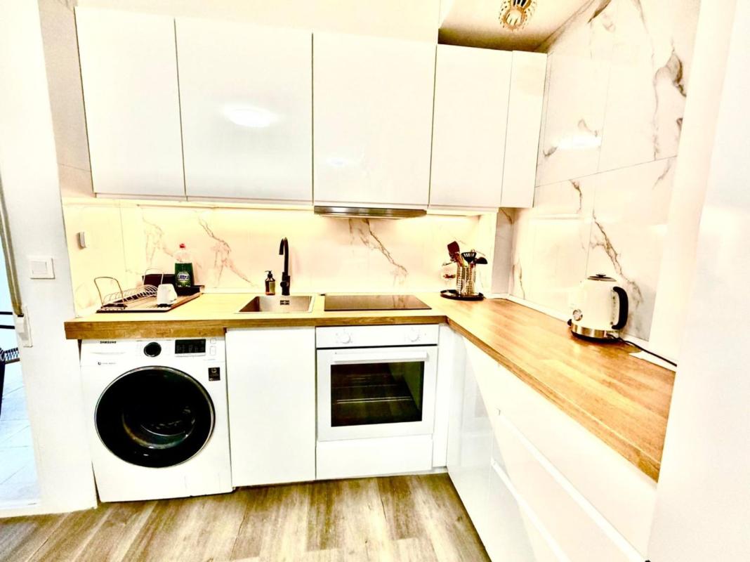 Venta de piso en Piso en Avenida del Mediterráneo, Gaspar Perrelló, Torrevieja, Torrevieja
photo 5