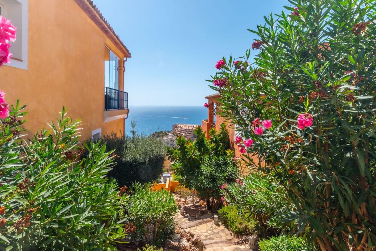 Propiedades en venta y alquiler en España photo 2